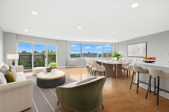 Building Photo - 12 Old Mamaroneck Rd Unit #7C Rental