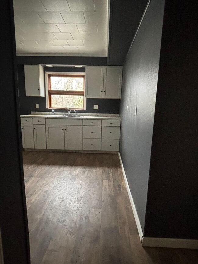 Photo - Newely Renovated 2 Bdrm (Union Twp)