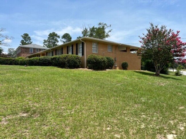 Photo - 3408 Richmond Hill Rd