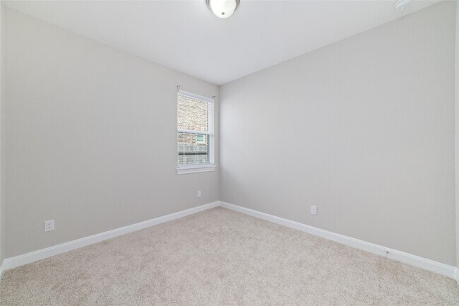 Photo - 24707 Harbor Terrace Ln