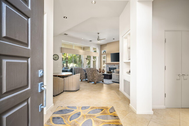 Photo - 293 Desert Holly Dr