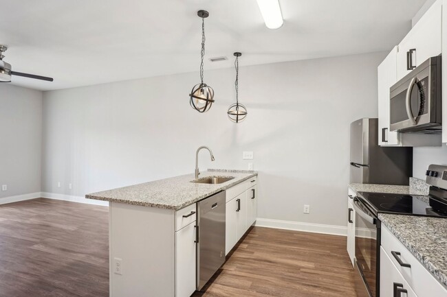 600 Station Square Apartments