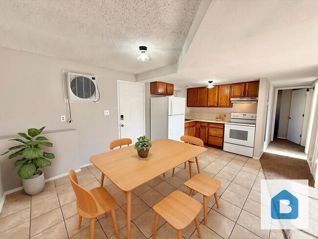 Photo - 603 W Routt Ave Unit B