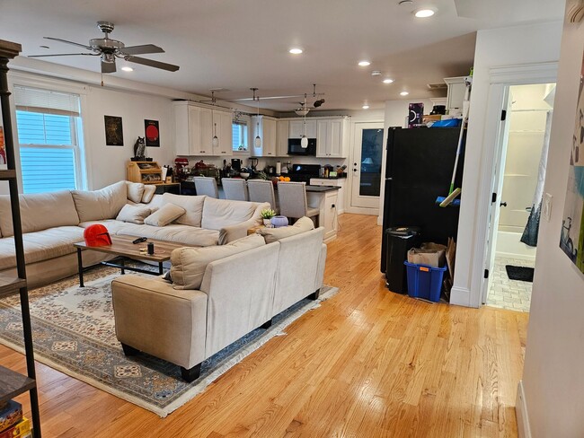 Photo - NO FEE!!  GORGEOUS LOWER ALLSTON 5 BED/3 BATH WITH A/C, WASHER/DRYER, PARKING