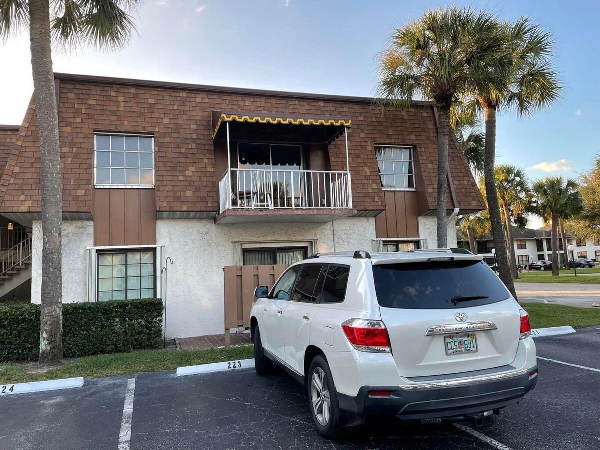 Photo - 950 S Kanner Hwy Condo Unit D-22