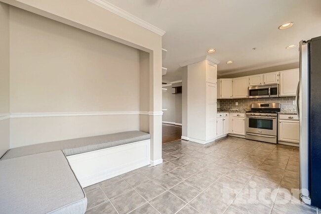 Photo - 38 Glyndon Gate Way