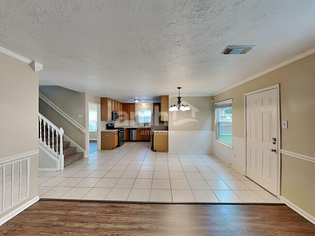 Photo - 26887 Castlecliff Ln