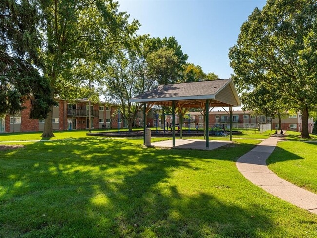Oak Valley Apartments