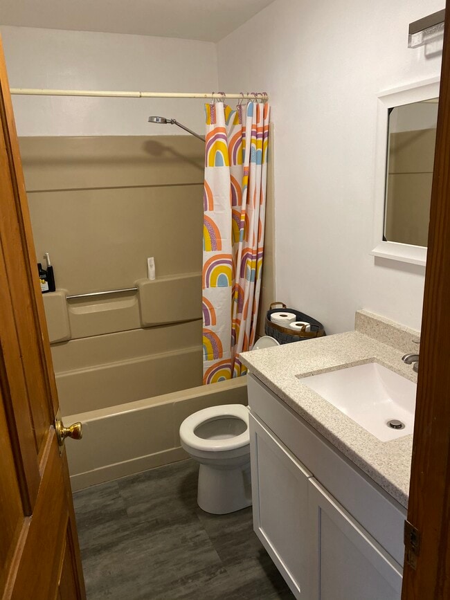 Bathroom - 112 Franklin Ave