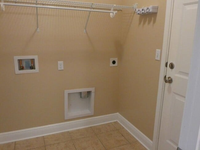 Photo - 5957 Palermo Dr