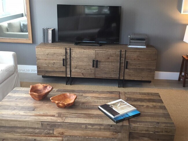 Photo - 100 Lincoln Rd Unit 314 B