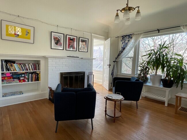 Photo - 900 SE 13th Ave