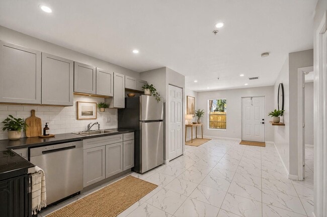 Photo - 3255 Avenue J