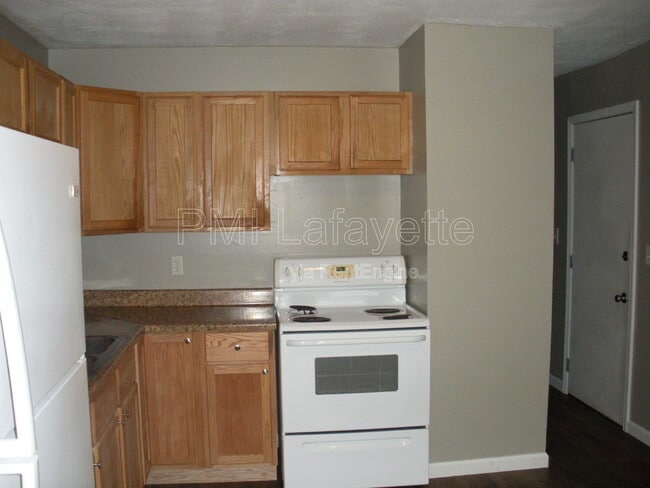 Photo - 60 Vicksburg Ln