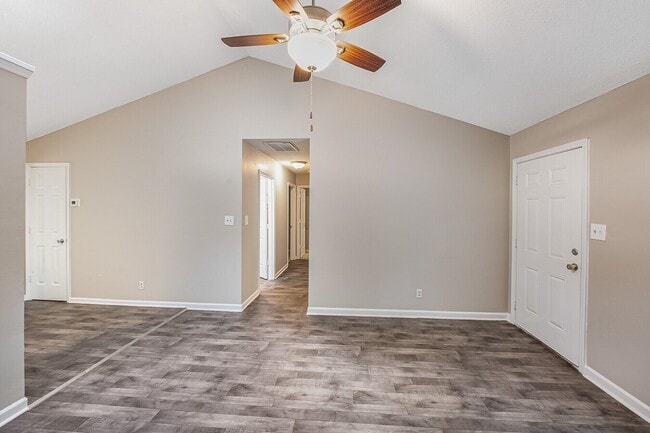 Jamestown Landing Apartments