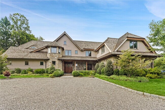 Photo - 143 W Patent Rd