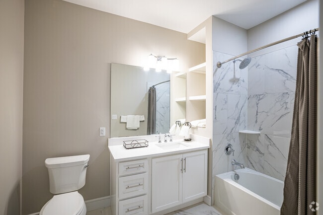 2BR, 2BA - 1,797SF - Bathroom