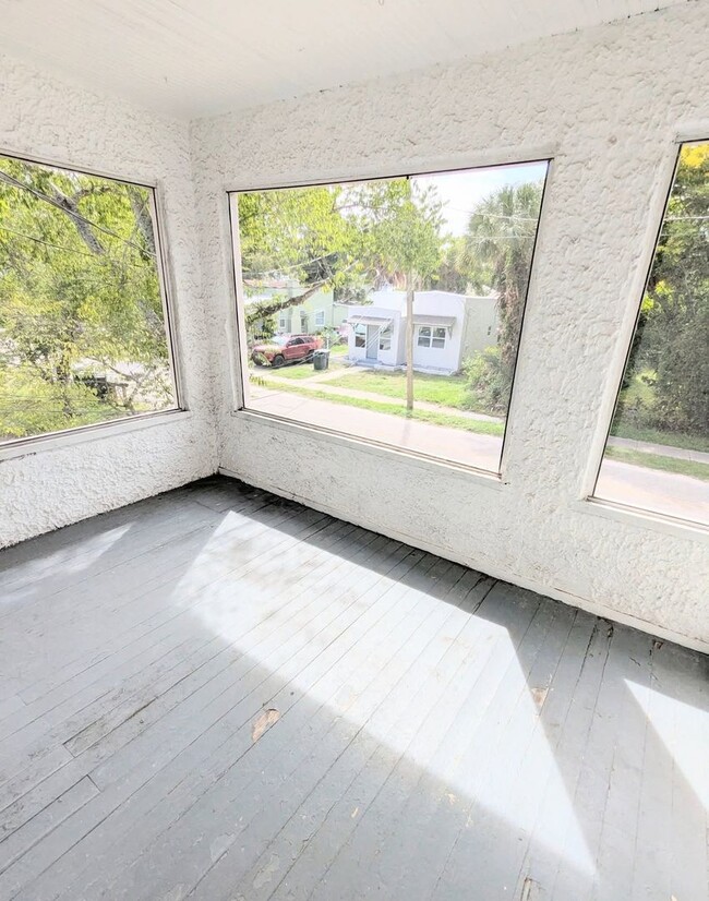 Photo - 635 Tanglewood St Unit 4