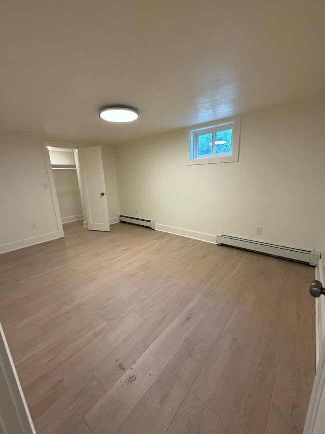 Photo - 264 E 4800 S