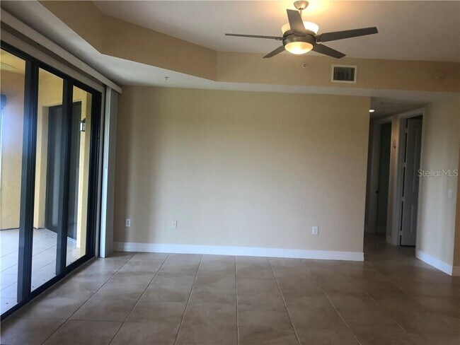 Photo - 98 Vivante Blvd Unit 417