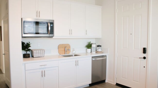 Photo - FOR LEASE! Stylish 1 Bedroom Casita – Modern Comfort & Natural Light!