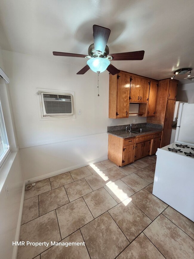 Photo - Beautilful 1-bedroom Upstairs Apartment in...