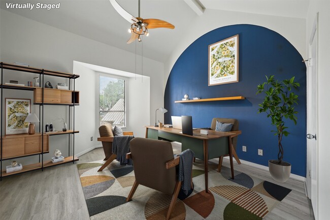 Photo - 4144 Greystone Way Unit 305