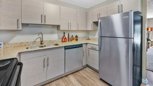 Photo - Heritage Hill Estates Apartments