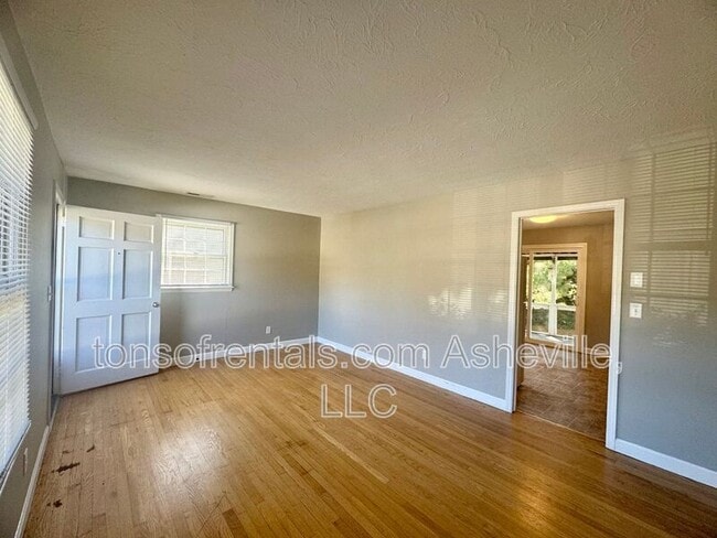 Photo - 1614 Brevard Rd