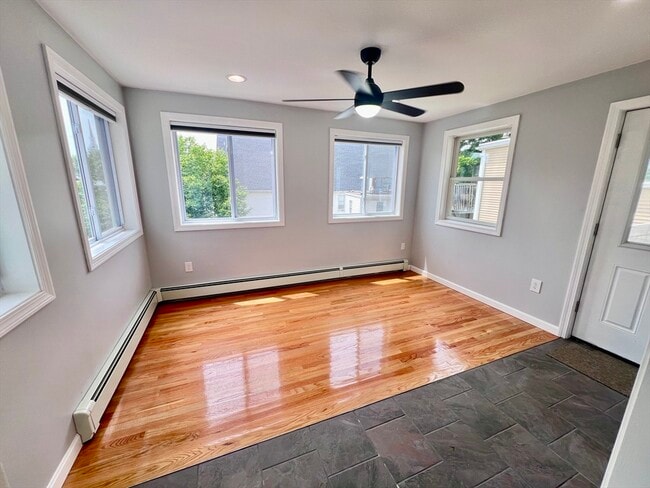 Photo - 15 1st St