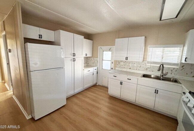 Photo - 10122 E Illini St Unit 7