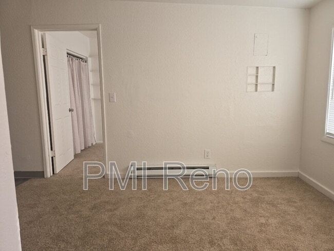 Photo - 140 Victorian Ave Unit 11