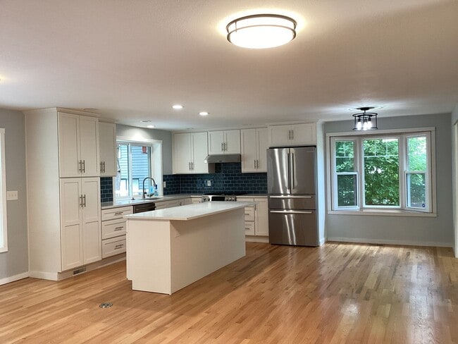Photo - Charming Mukilteo Rambler in a Prime Location