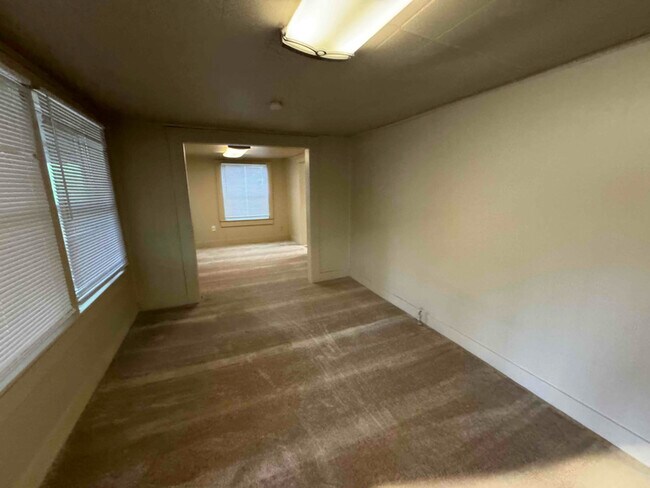 Photo - 128 Gilmer Rd