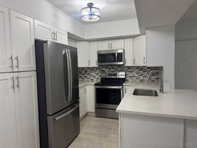 5620 NW 61st St Unit 1201
