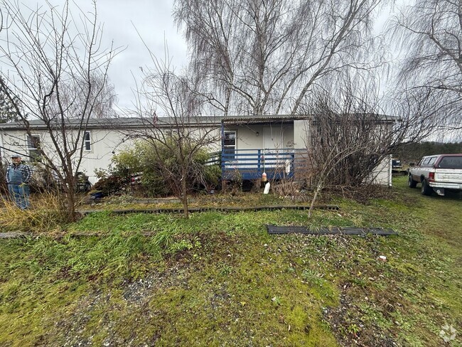 Building Photo - Two  Bedroom In Quite Rural Location Rental