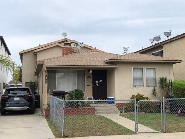 Building Photo - 257TH Unit 3 Rental