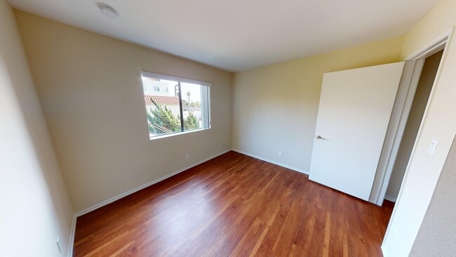 Photo - Monarch Terrace