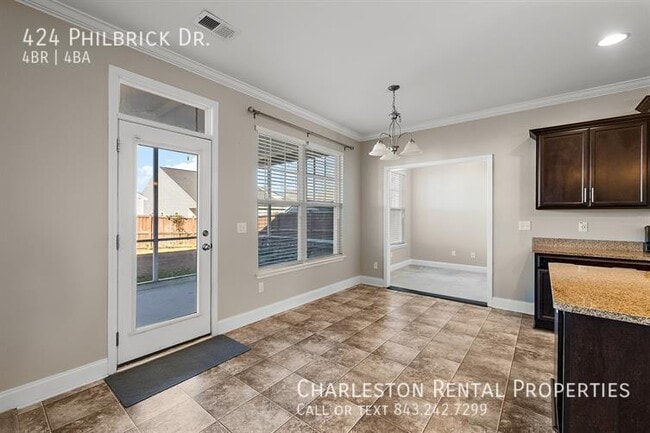 Photo - 424 Philbrick Dr