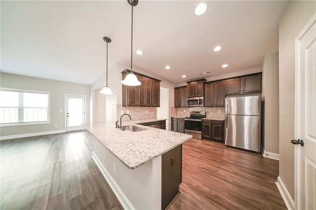 Photo - 2194 Bridgewater Pass