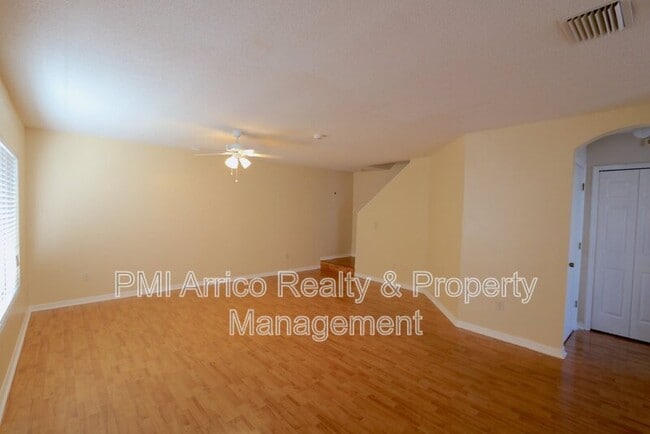 Photo - 4113 Gradstone Pl
