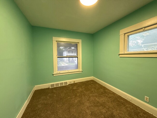 Photo - 4111 E 59th St Unit 2