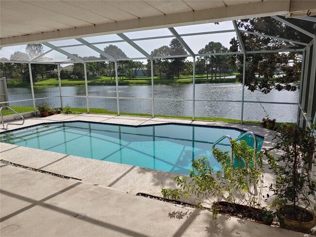 Photo - 525 Moreno Cir NE