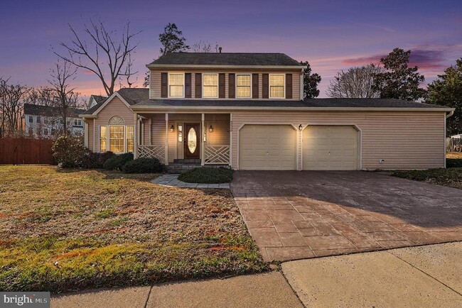 Building Photo - 5819 Stone Ridge Dr