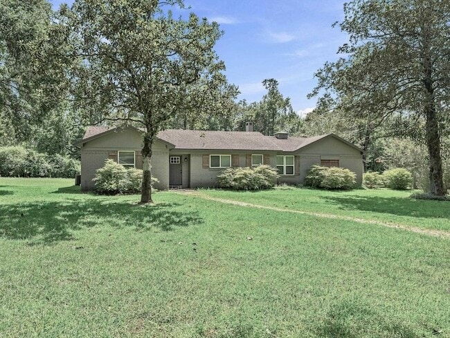 Photo - 165 Morris Dr