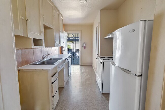 Photo - 704 N Washington St Unit 3