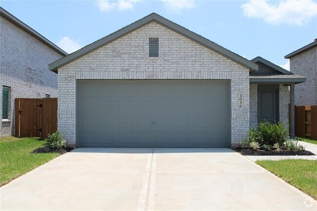 Building Photo - 3036 Dawn Sound Dr Rental