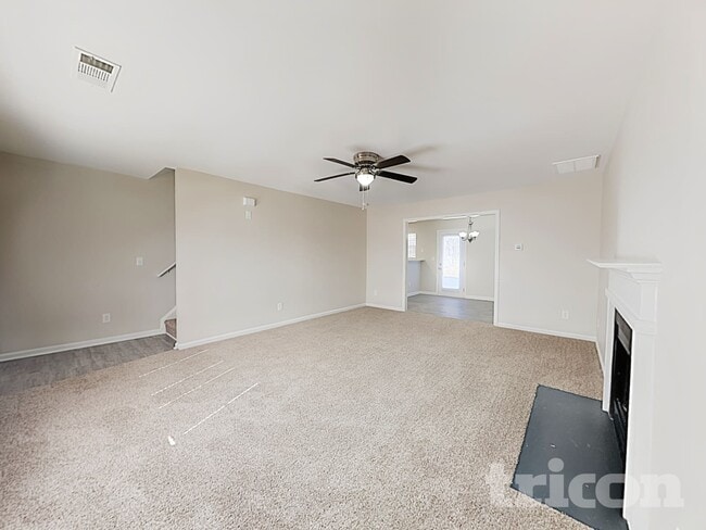 Photo - 1481 Mitchell Glen St