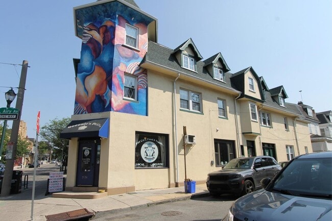 Building Photo - 7174 Germantown Ave Unit 6