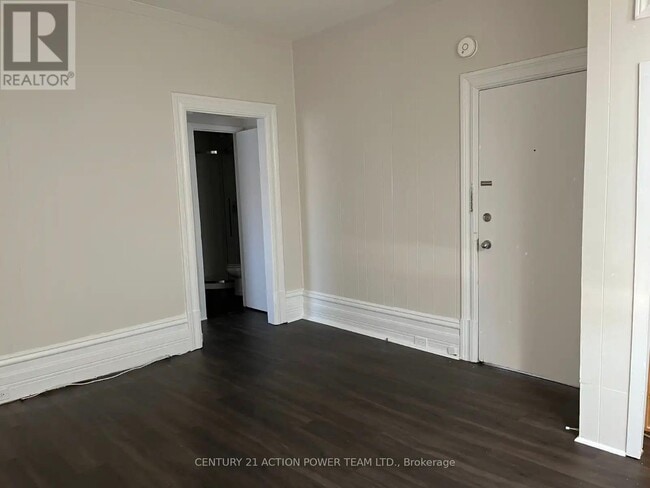 Photo - 703 Cooper St Unit 1
